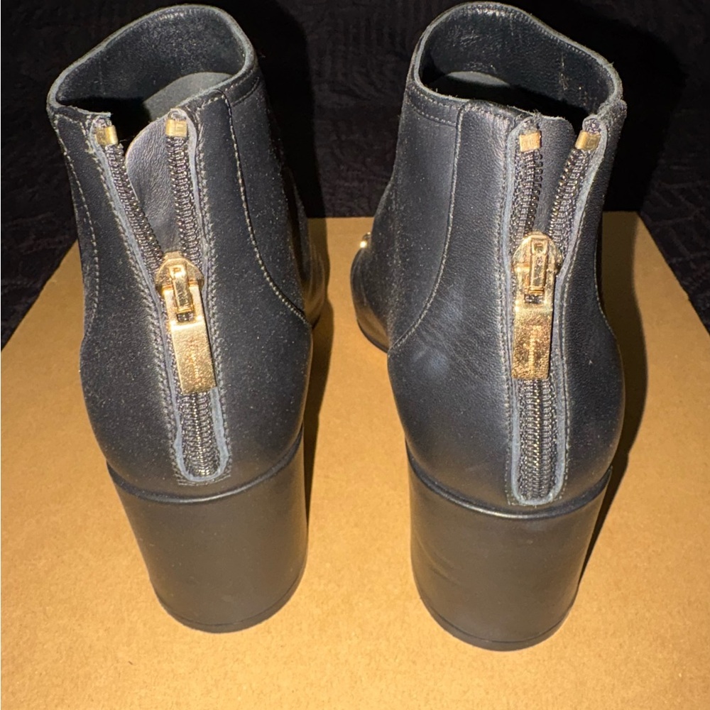 Salvatore Ferragamo Black Leather Ankle Boots with Gold Chain Toe Trim Size 7C - Picture 2 of 3
